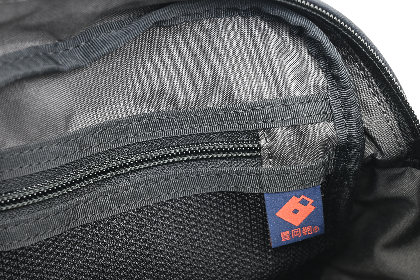 豊岡鞄 129corp. virka ボディバッグ 13-1119