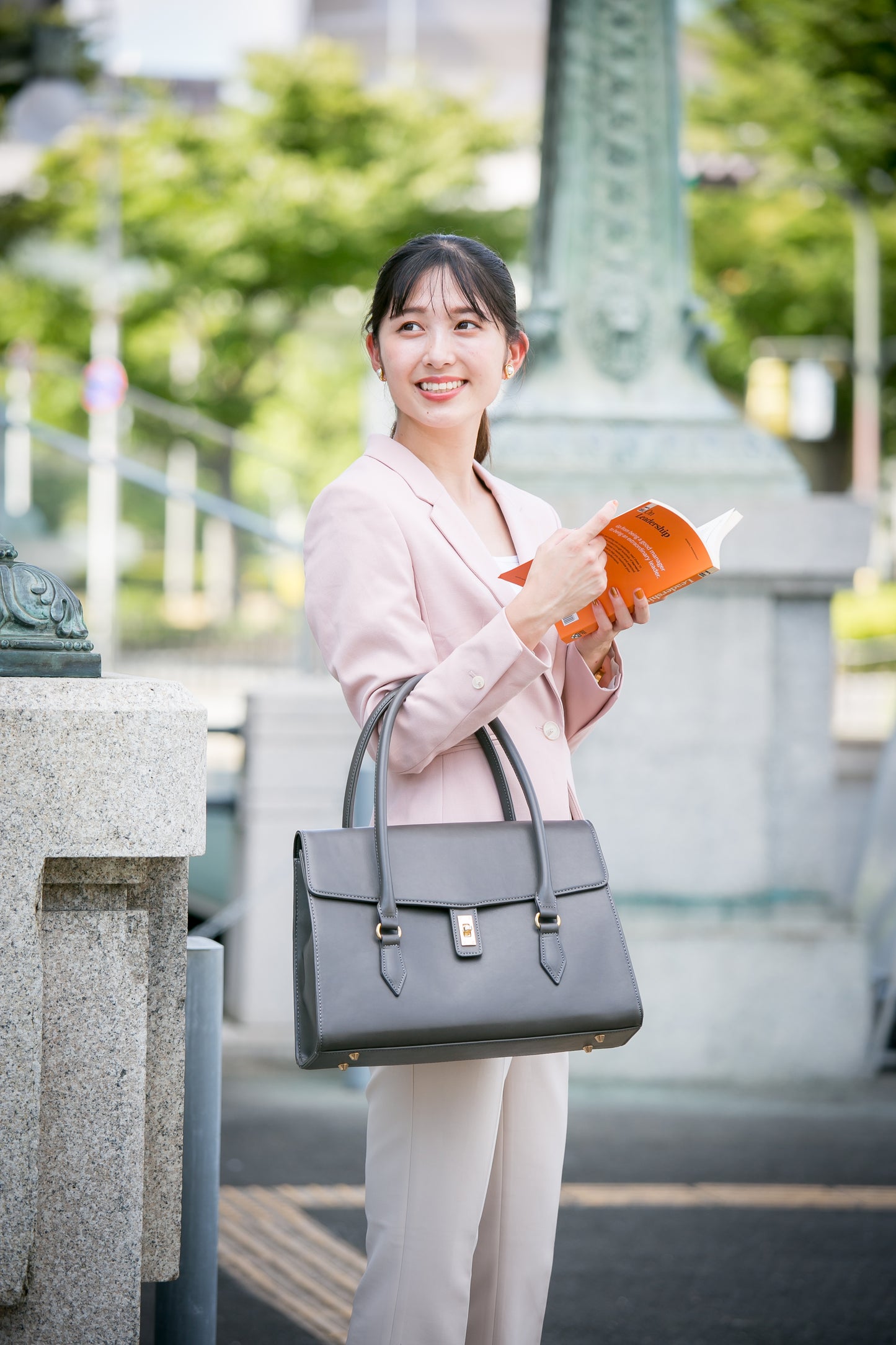 Ms.lily she"ll トートバッグ 22-5350