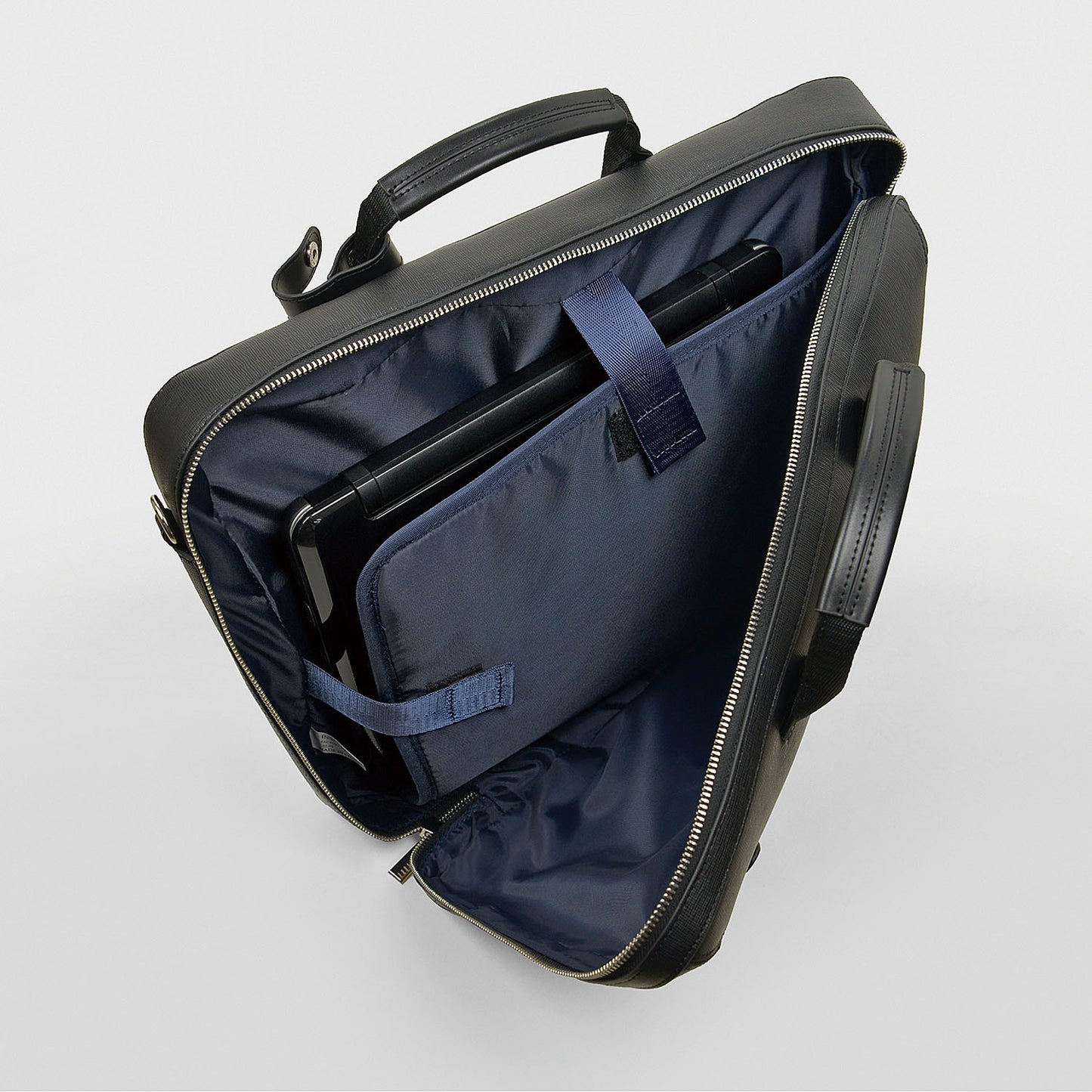 TRAOTIL 3wayビジネスバッグ 22-5357