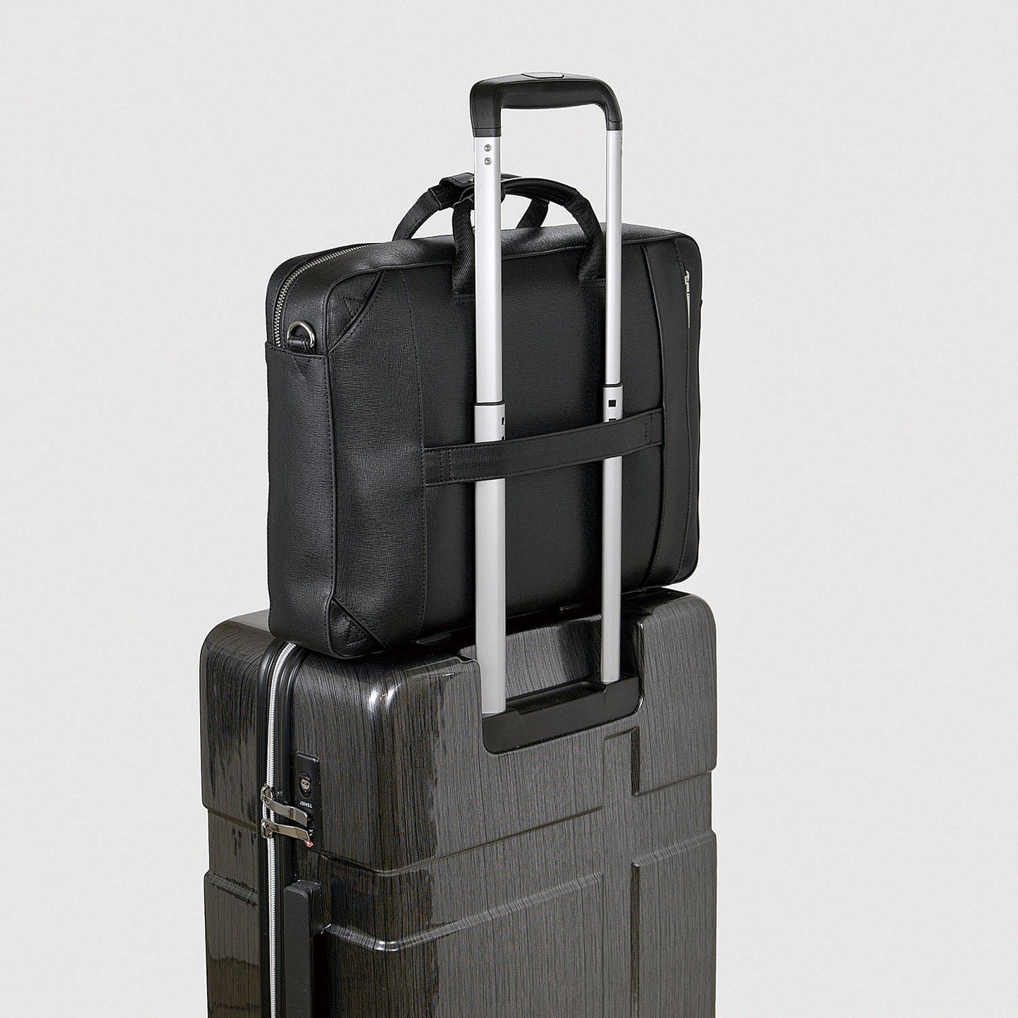 TRAOTIL 3wayビジネスバッグ 22-5357