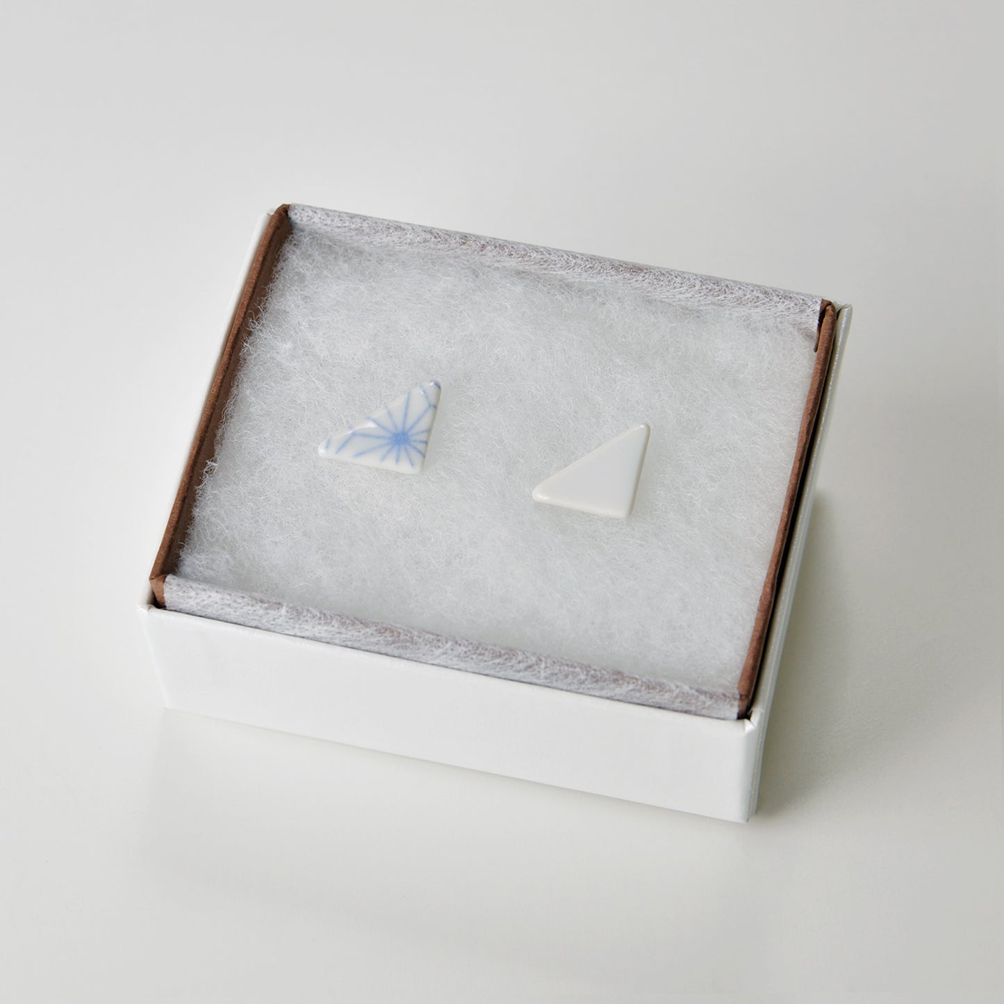 【出石焼】ピアス 麻の葉 51-0459